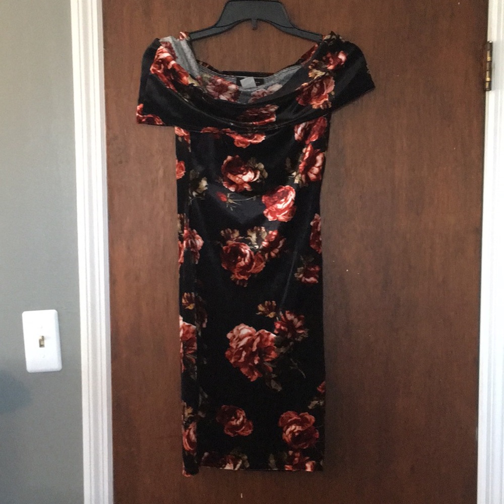 Black velvet dress